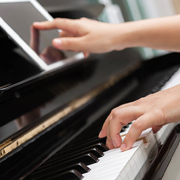 Private Music Lessons & Instruction 5 Online Piano Lesson